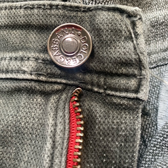 Dolce & Gabbana slim cut/skinny Jeans. Size 32. - Picture 9 of 14